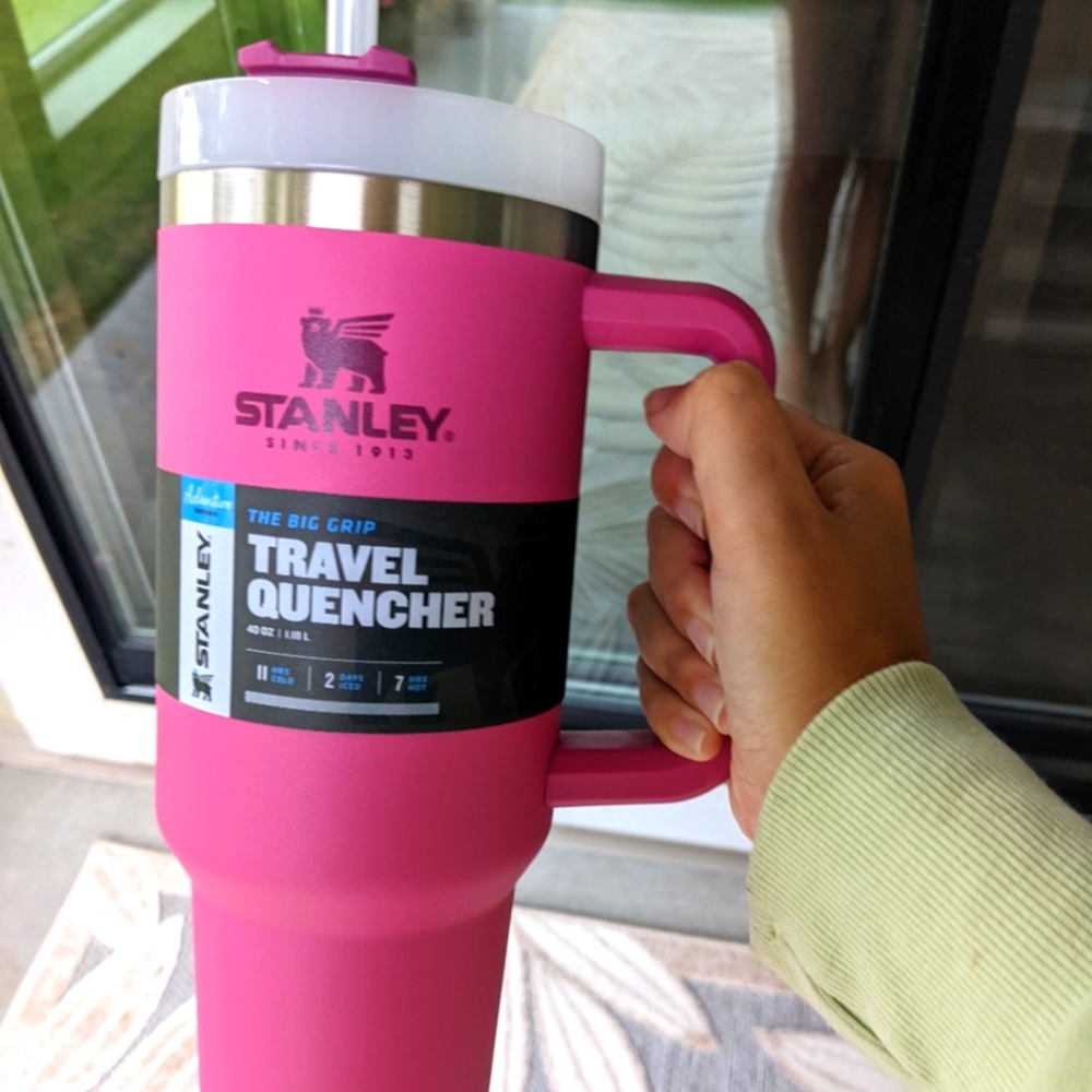 40 oz Stanley Quencher Azalea